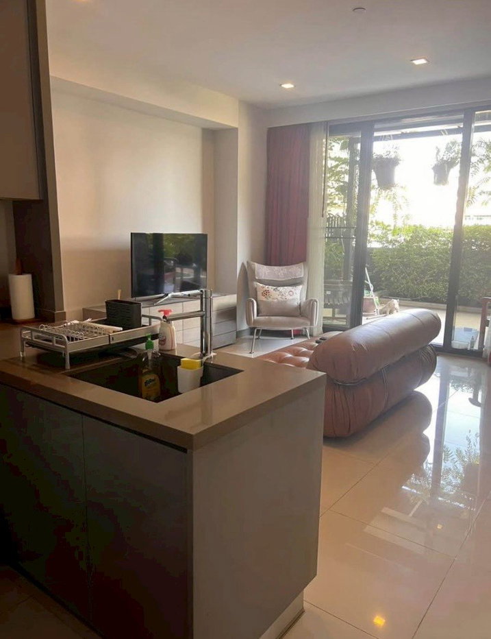รูป Luxury Condo for Rent Chong Nonsi | Pet-Friendly Luxury | Near BTS Chong Nonsi | 85,000 THB/Month | คอนโดหรูให้เช่า ช่องนนทรี เลี้ยงสัตว์ได้ หรูหรา ใกล้ BTS ช่องนนทรี 85,000 บาท/เดือน – LTH14796 - รูปที่ 2/6