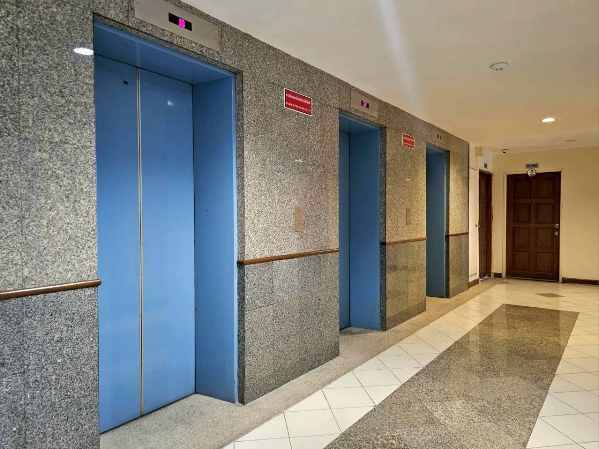 picture Condo for Sale at Ratchada Pavilion, Corner Unit, Near MRT Lat Phrao - 9/17