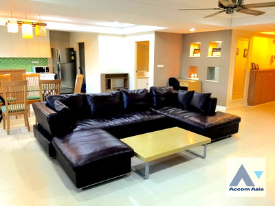 Condos for sale Sukumvit 39 : 🔼🔽 AccomA 📩 Royal Castle