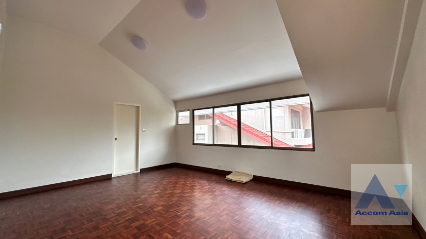 picture 🔼🔽 AccomA 📩 Home Office,Pet friendly 3 BR Townhouse @Townhouse Phaholyothin (1818219) - 11/20