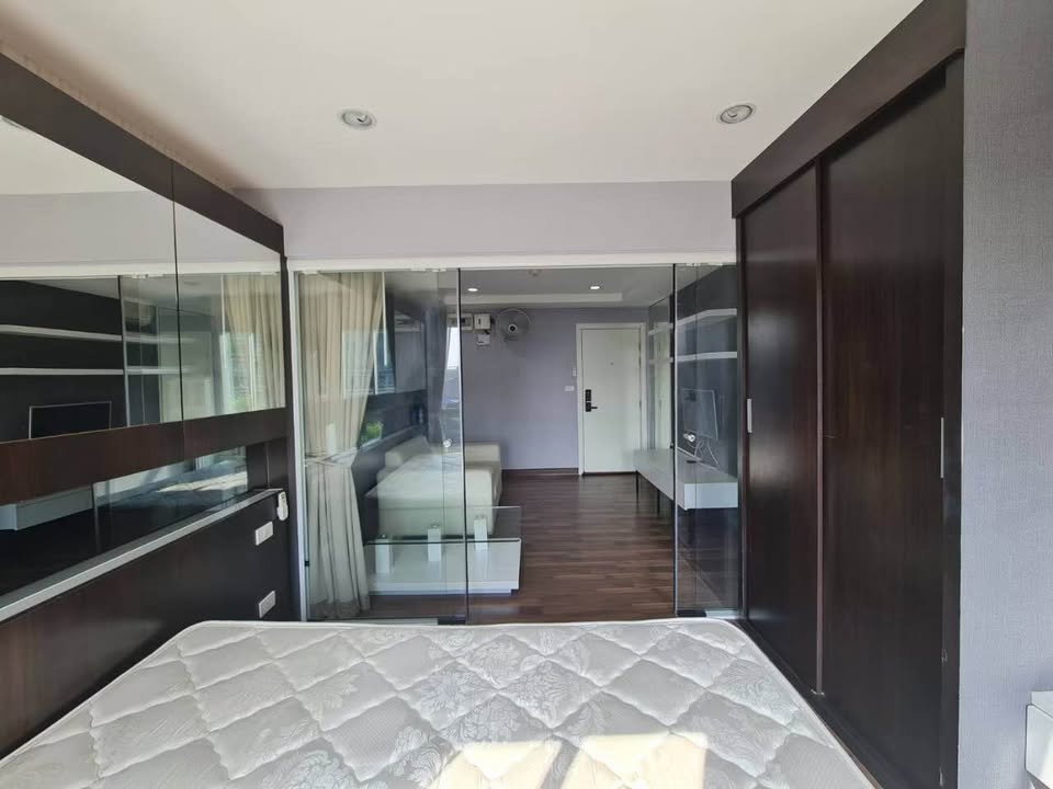 รูป ให้เช่า พาร์ค เอ็กโซ เกษตร - นวมินทร์ มีเฟอร์นิเจอร์+เครื่องใช้ไฟฟ้าครบ - รูปที่ 2/8