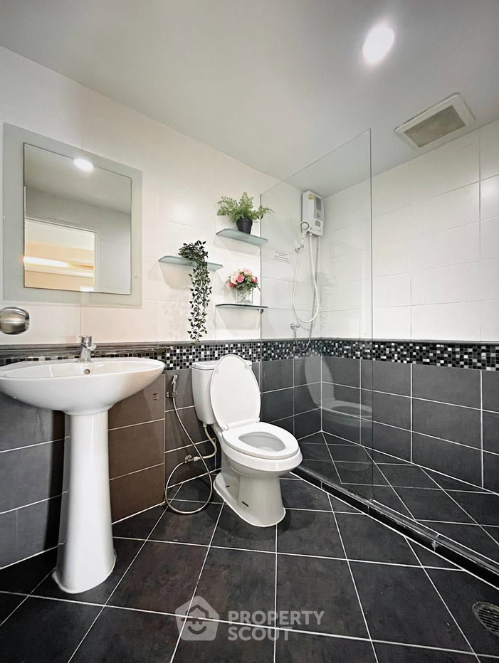 รูป คอนโด 2-ห้องนอน ที่ วอเตอร์ฟอร์ด สุขุมวิท 50 คอนโดมิเนียม ใกล้ BTS อ่อนนุช (ID 592395) - รูปที่ 8/19