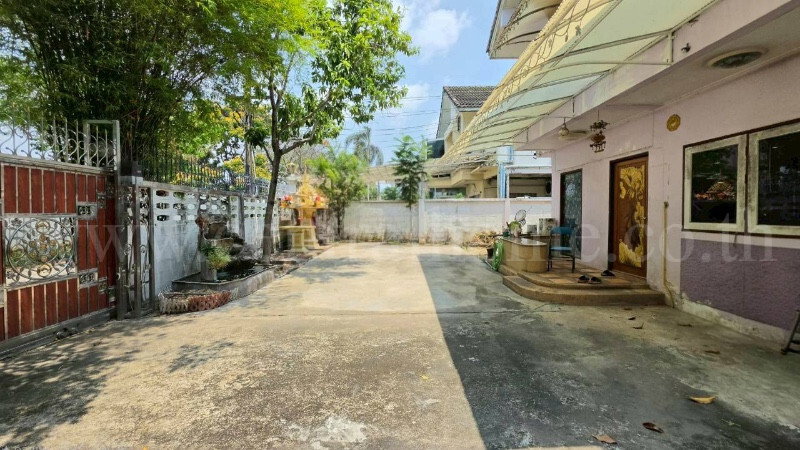 รูป บ้านเดี่ยว 70 ตารางวา หมู่บ้านเสนานิเวศน์ โครงการ 2 บ้านสวย สภาพดีมาก พร้อมอยู่ - รูปที่ 4/34