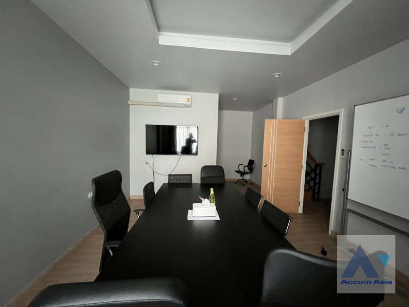 picture 🔼🔽 AccomA 📩 Home Office 6 BR House in Bang Sue (AA36741) - 7/11