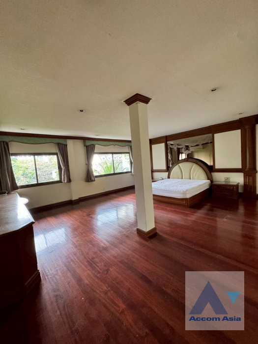 รูป 🔼🔽 AccomA 📩 Home Office 8 BR Townhouse in Khlong Tan Nuea (AA45687) - รูปที่ 8/16