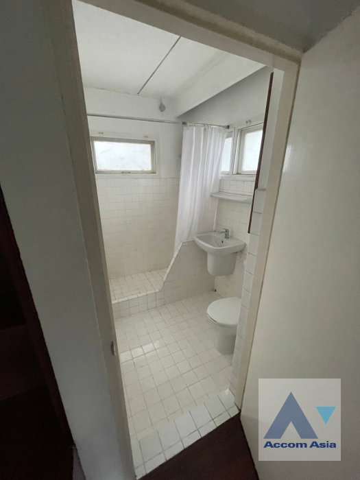picture 🔼🔽 AccomA 📩 Pet friendly 2 BR House in Khwaeng Sam Sen Nai (AA10657) - 15/16