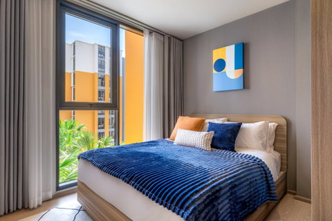 The Base Rise , The Newest Condo close to Central just 300 meter 