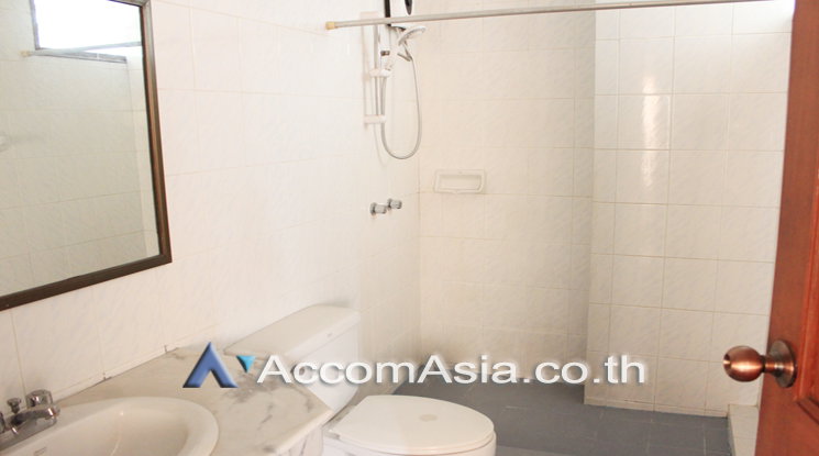 picture 🔼🔽 AccomA 📩 4 BR House @ (1714728) - 9/10