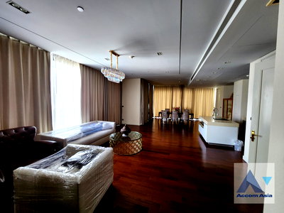 Condos for rent : 🔼🔽 AccomA 📩 Pet friendly 2 BR Condominium @MARQUE Sukhumvit (AA43906)