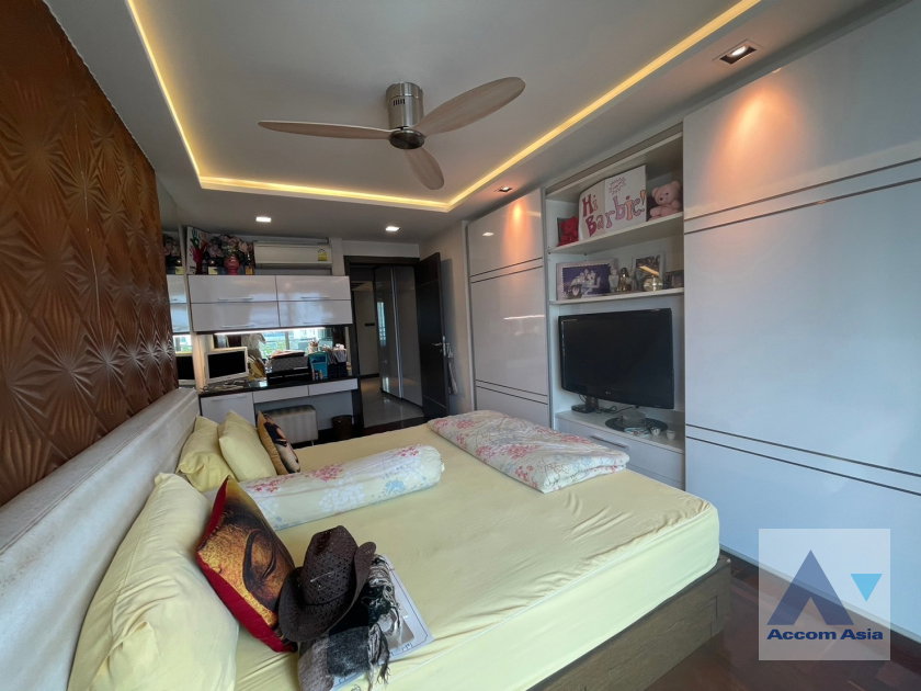 picture 🔼🔽 AccomA 📩 Spacious high-floor unit with skyline view at Wattana Heights (AA39709) - 12/16