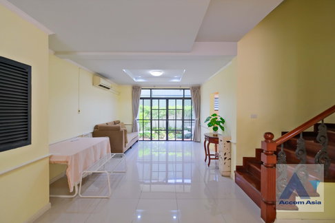 🔼🔽 AccomA 📩  3 BR Townhouse @Chicha Castle (AA38960)