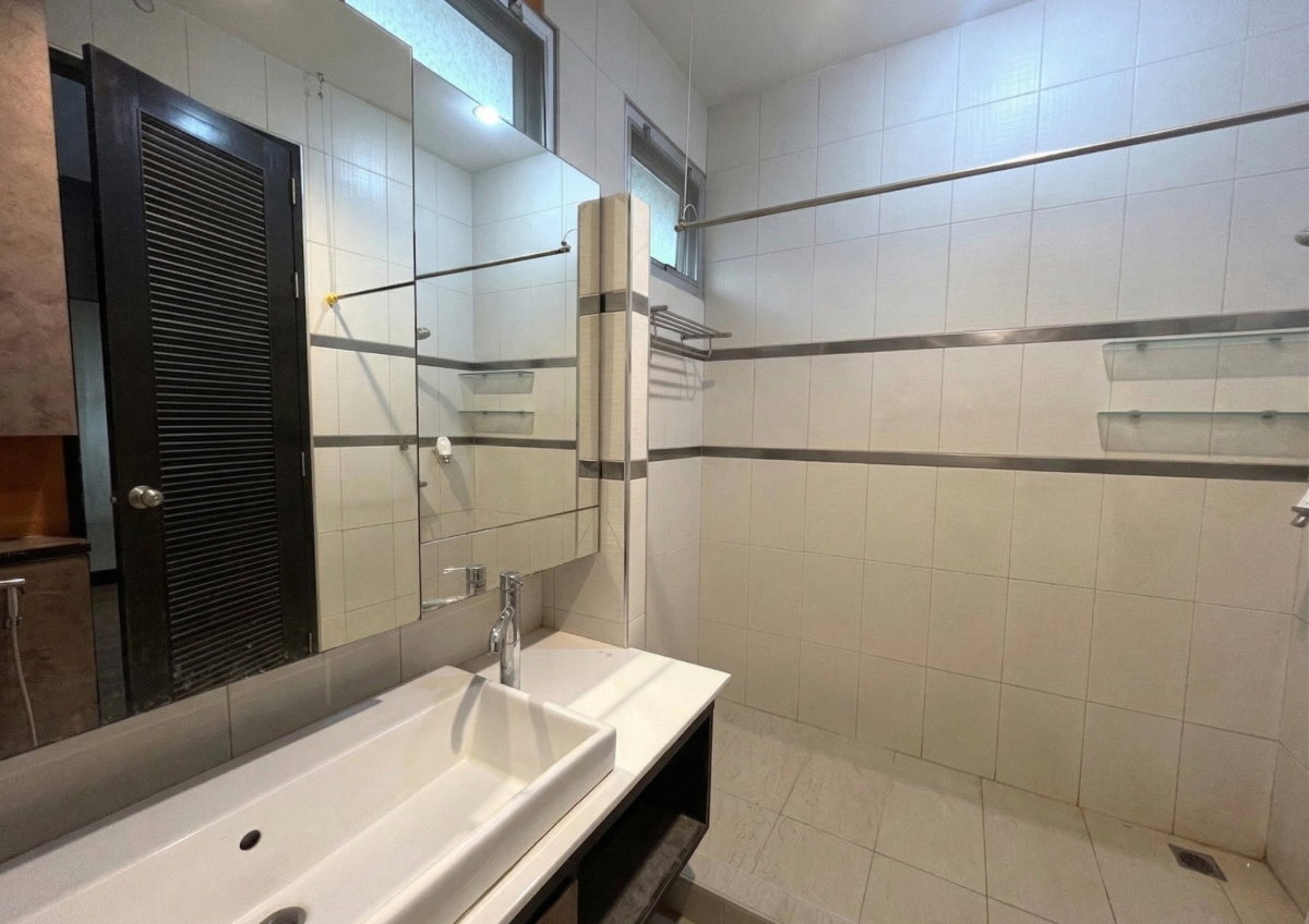 รูป ขายด่วน🏡 บ้านเดี่ยว 2 ชั้น "แกรนด์ คาแนล ประชาชื่น" เพียง 9.8 ล้าน - รูปที่ 12/15