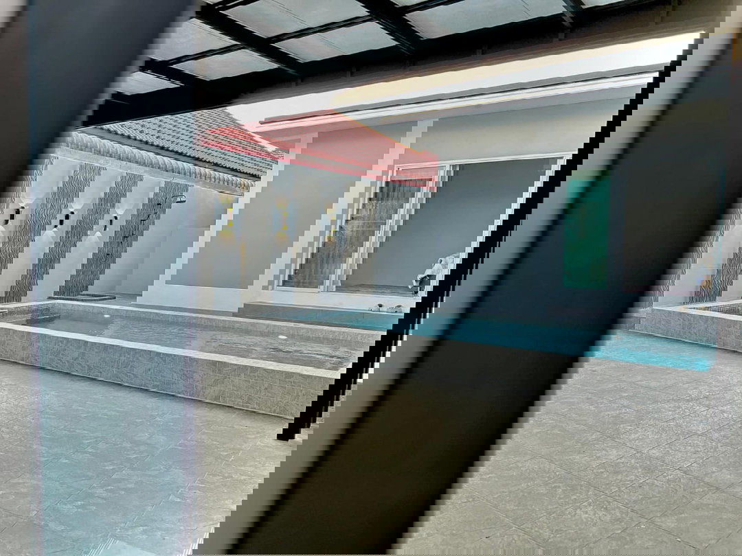 รูป ขายบ้านเดี่ยวพร้อมสระว่ายน้ำ ในพัทยา ทำเลทอง โซนห้วยใหญ่ - รูปที่ 22/23