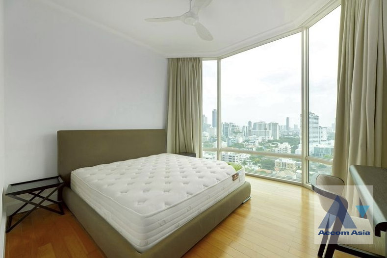 รูป 🔼🔽 AccomA 📩 2 BR Condominium @Royce Private Residences (AA45917) - รูปที่ 8/11