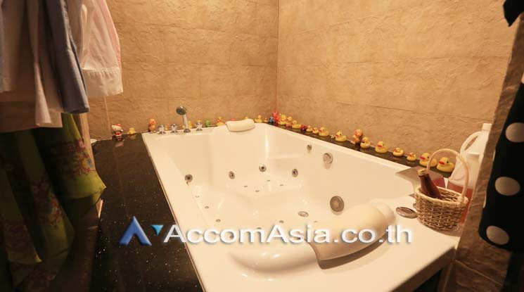 picture 🔼🔽 AccomA 📩 Private Swimming Pool 3 BR House in Phra Khanong Nuea (AA17800) - 12/16