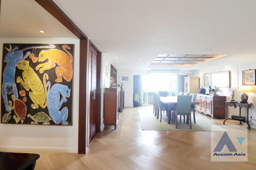 picture 🔼🔽 AccomA 📩  3 BR Condominium @Regent On The Park 3 (AA45378) - 12/20