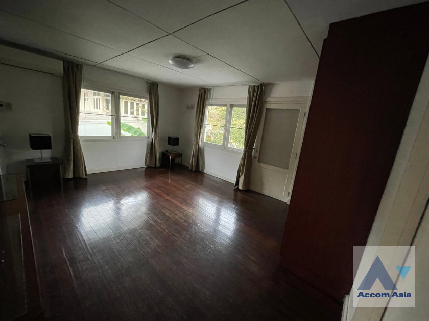 picture 🔼🔽 AccomA 📩 Pet friendly 2 BR House in Khwaeng Sam Sen Nai (AA10657) - 9/16