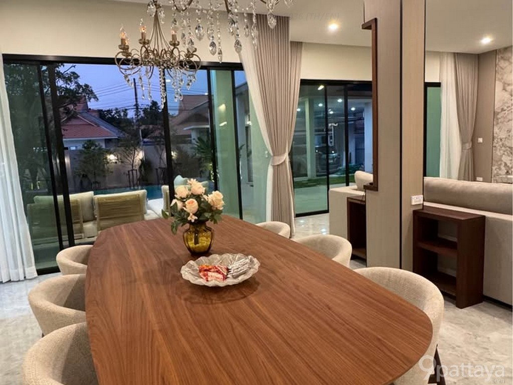 รูป ขายพูลวิลล่าสร้างใหม่ | Baan Suan Neramit – จอมเทียน พัทยา ✨ พูลวิลล่าสร้างใหม่ • ที่ดิน 136.5 ตร.ว. พื้นที่ใช้สอย 240 ตร.ม. • 3 ห้องนอน / 4 ห้องน้ำ  - รูปที่ 16/20