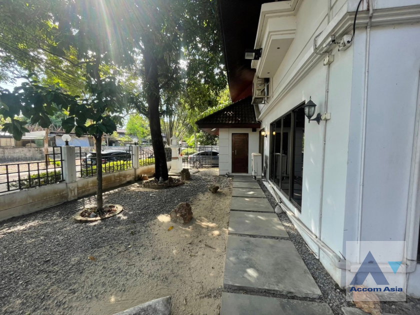 รูป 🔼🔽 AccomA 📩 Home Office 8 BR House in Wang Thonglang (AA38577) - รูปที่ 20/20