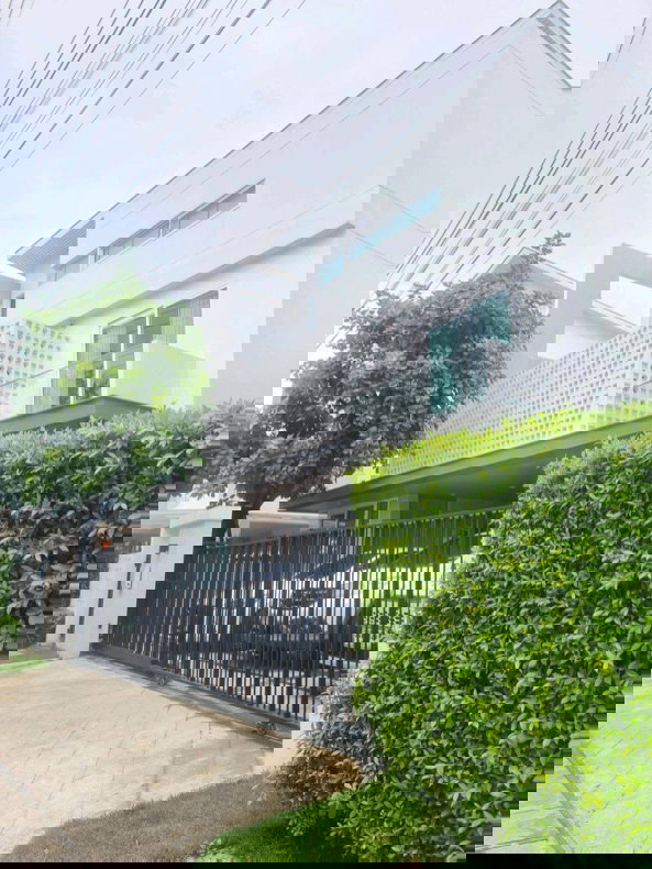 บ้านเดี่ยวให้เช่า : ขาย ให้เช่า Nirvana Absolute Krungthepkreetha บ้านใหม่ ใกล้คลับเฮ้าส์ 