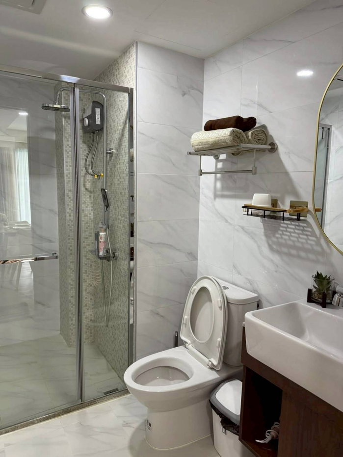 รูป ให้เช่าห้องใหม่ The One condo ติดเซ็นทรัลเฟสติวัล วิวสระว่ายน้ำ - รูปที่ 4/14