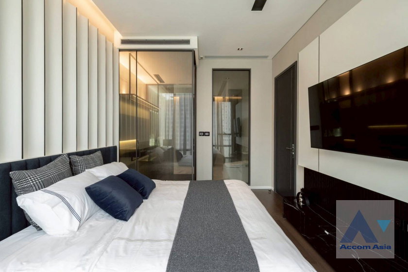 picture 🔼🔽 AccomA 📩  Modern minimalist condominium with wooden interior and full-height glass (AA43843) - 10/20