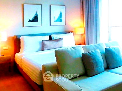 Condos for rent Phrom Phong : Studio Condo at Noble Refine Prompong near BTS Phrom Phong (ID 2744479)