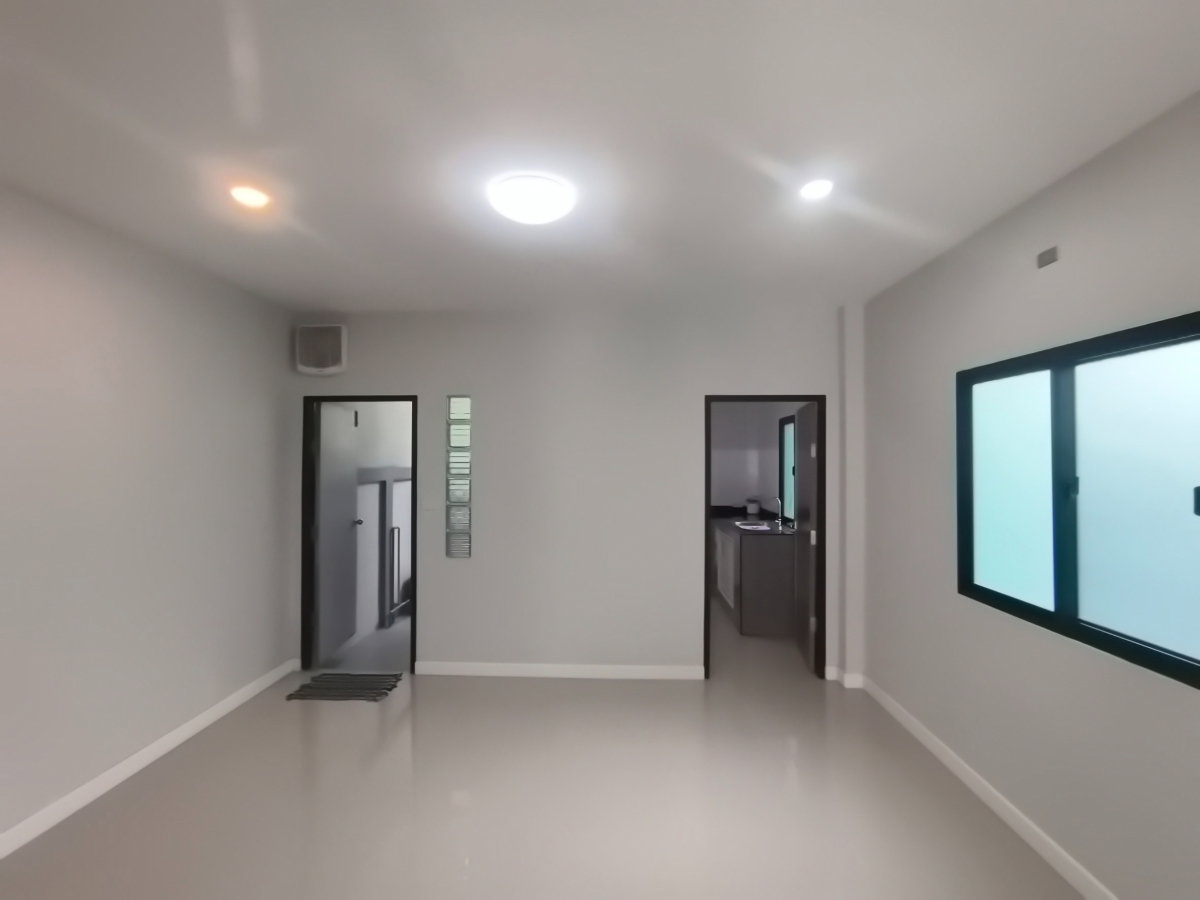 รูป บ้านใหม่พร้อมอยู่ รังสิต คลอง 1 ครัว Built-in สวย ไม่ต้องทำเพิ่ม เข้าอยู่ได้เลย ทำเลดี ใกล้ฟิวเจอร์พาร์ค รังสิต เดินทางสะดวก 2.xx ลบ. - รูปที่ 9/30