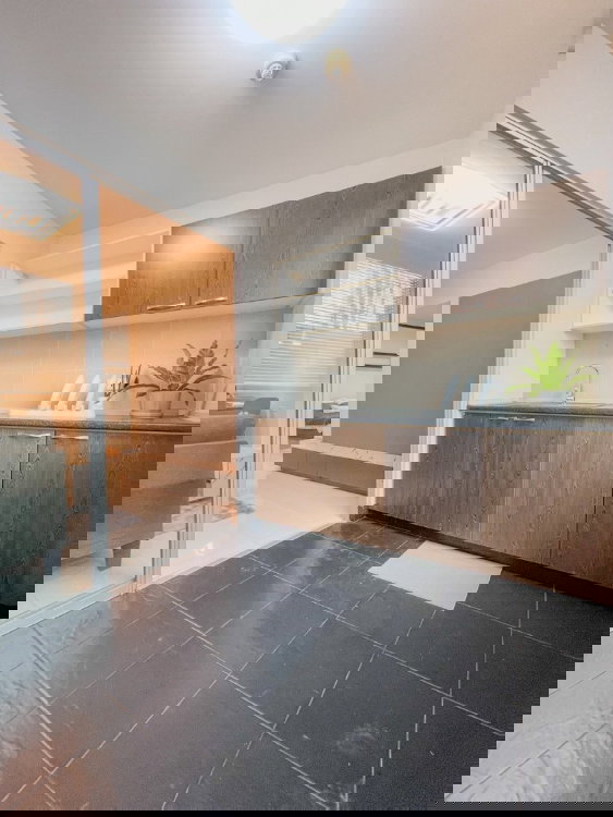 รูป R108 📣คอนโดในงบไม่ถึง 4 ล้าน = คุ้มมาก ใกล้ MRT ห้วยขวาง เพียง 3.99 ล้านบาท  - รูปที่ 12/14