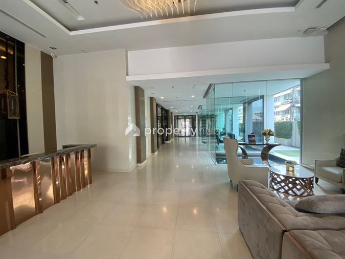Bright Wongwian Yai