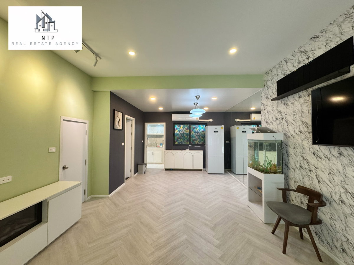 รูป ให้เช่า 🚨 Townhome 3 ชั้น ทำเลดี รถไม่ติด หน้าหมู่บ้านมี Community Mall เดินไปได้เลย ใกล้ Mega Bangna ไม่ถึง 10 นาที บ้านติดถนนสุขาภิบาล2 ใกล้เจโม - รูปที่ 7/45