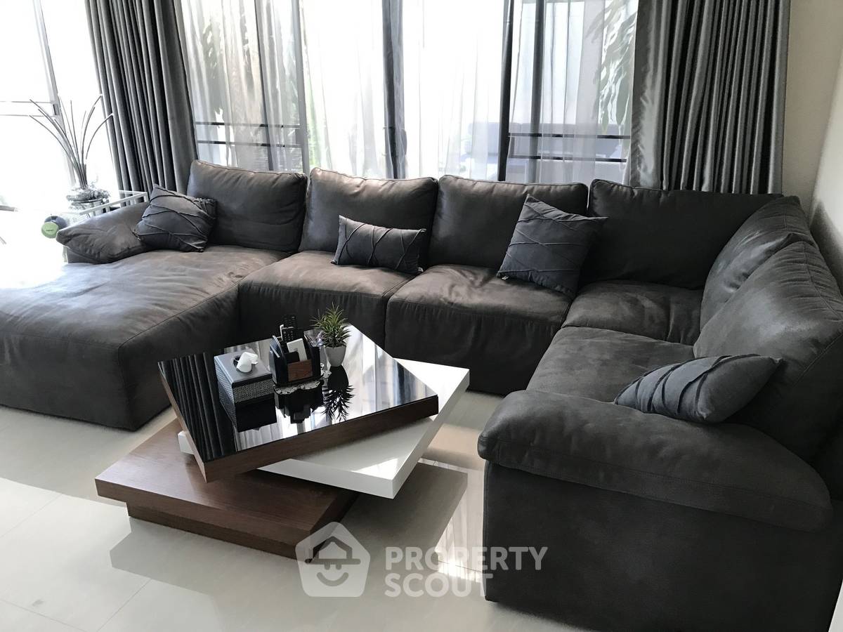 picture 3-BR House in Dokmai (ID 1936505) - 2/18