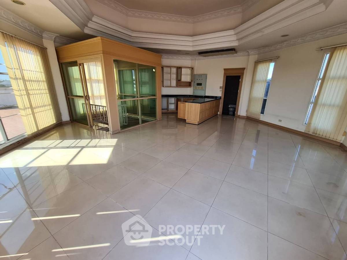 picture 7-BR House in Chan Kasem (ID 2773261) - 11/13