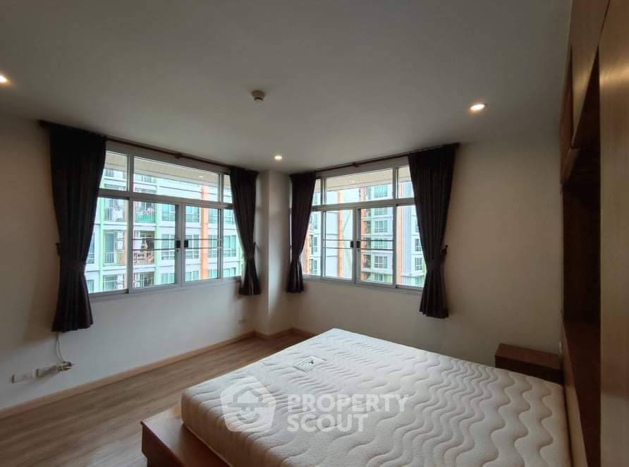 รูป คอนโด 1-ห้องนอน ที่ กลางกรุง รีสอร์ท รัชดา 7 ใกล้ MRT ห้วยขวาง (ID 573692) - รูปที่ 2/10