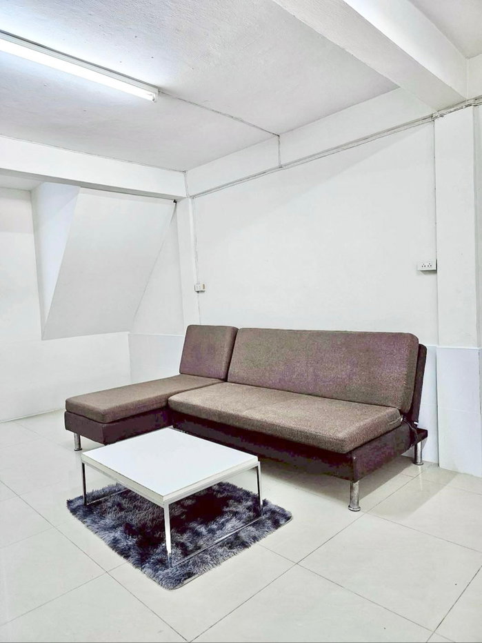 รูป ให้เช่าบ้านอ่อนนุช ซอย50 ใกล้ตลาดเอี่ยมสมบัติ - รูปที่ 3/13