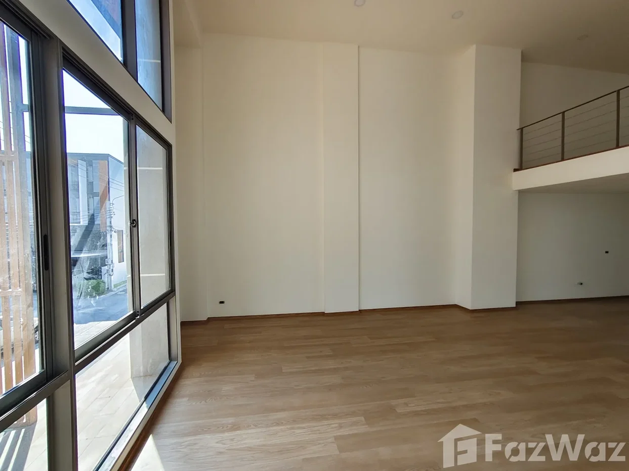 รูป [ขาย] SHO PHATTHANAKARN 32 ทาวน์โฮม 4.5 ชั้น (Unit no: 64) 6130989 - รูปที่ 32/54