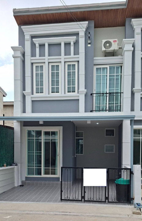 รูป ให้เช่าทาวน์โฮมโกลเด้น ทาวน์ เชียงใหม่ บ้านใหม่ สภาพดี น่าอยู่ ทำเลดี ใกล้กาดรวมโชค และโรงเรียนนานาชาตินครพายัพ(NIS)-RW007828 - รูปที่ 2/16