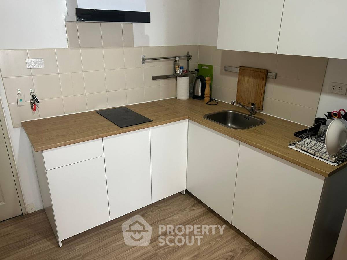 รูป คอนโด 1-ห้องนอน ที่ เดอะวอเตอร์ฟอร์ด ไดมอน ทาวเวอร์ สุขุมวิท ใกล้ BTS พร้อมพงษ์ (ID 513437) - รูปที่ 4/11