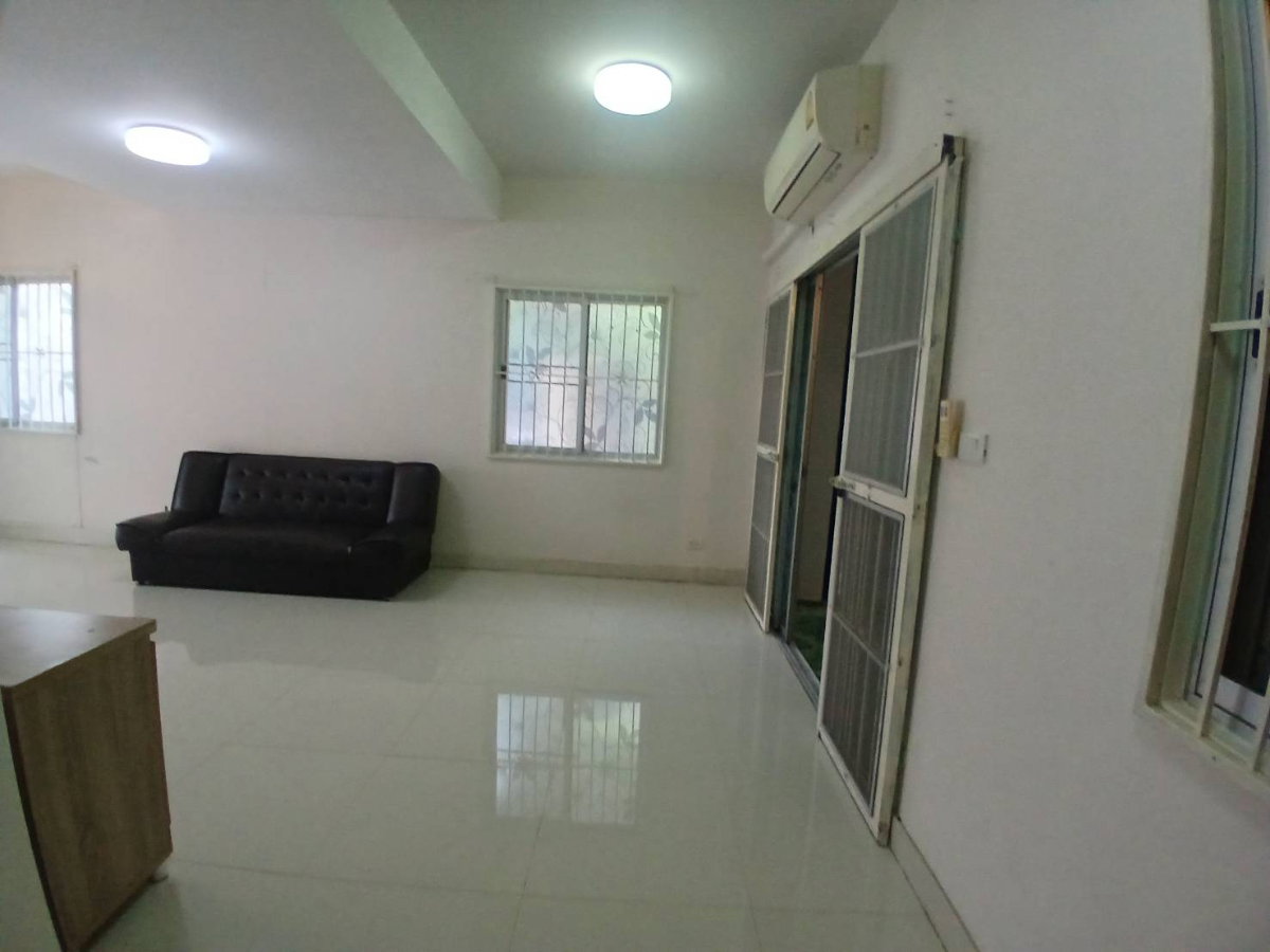 รูป ให้เช่าทาวน์เฮ้าส์หลังมุม เดอะ คอนแนค แจ้งวัฒนะ Tel.0999983897 - รูปที่ 12/32