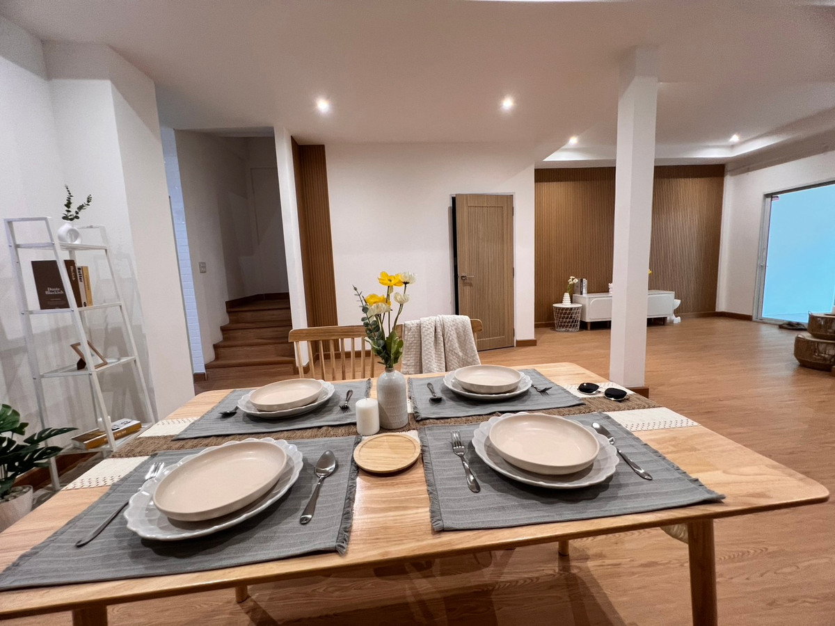 รูป 🏠 ทาวน์โฮม 2 ชั้น ใกล้ 🚇 MRT จรัญฯ 📍 ทำเลดี เข้าเมืองง่าย 🏘️  ✔️ รีโนเวทใหม่ทั้งหลัง สไตล์มินิมอล - รูปที่ 6/28