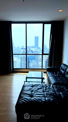 ขายคอนโด : คอนโด 3-ห้องนอน ที่ ไฮด์ สุขุมวิท 13 คอนโดมิเนี่ยม ใกล้ BTS นานา (ID 2625308)