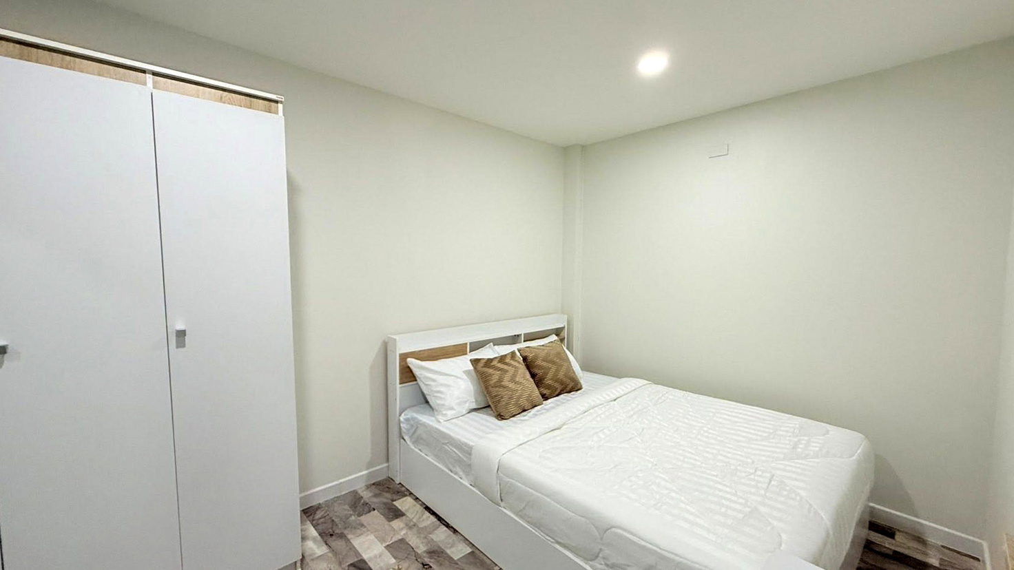 รูป 3 Bedroom Townhouse for Sale East Pattaya - รูปที่ 12/16