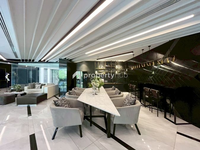 Knightsbridge Space Rama 9