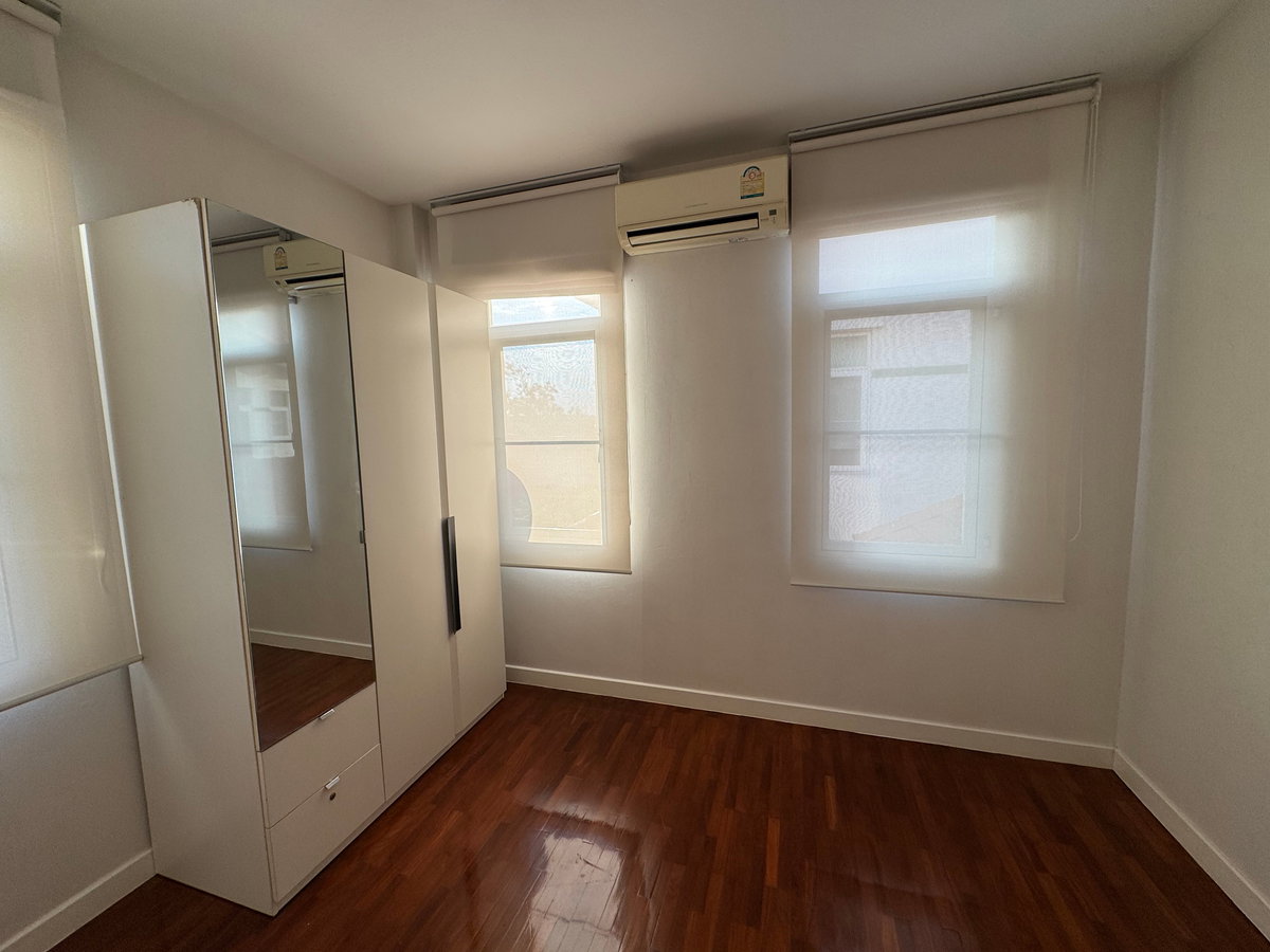 รูป 🔥🌴 บ้านสวยครบ จบในหลังเดียว! สไตล์สเปน เกษตร–นวมินทร์ 🌴🔥 - รูปที่ 23/38