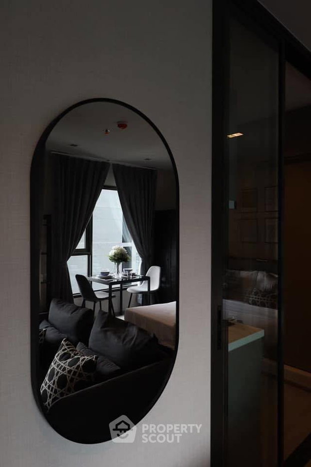 picture Studio Condo at Life Asoke - Rama 9 near MRT Phra Ram 9 (ID 2773790) - 2/10