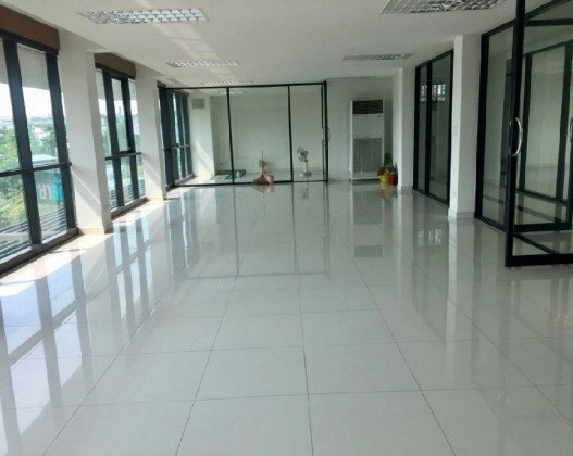 รูป ให้เช่าอาคารสำนักงาน 4 ชั้น พร้อมที่พักชั้นบน / ทำเลซอยคู้บอน / ริมถนนคู้บอน / จอดรถ 12 คัน / แอร์ 23 เครื่อง / เหมาะหลากหลายธุรกิจ - รูปที่ 9/23