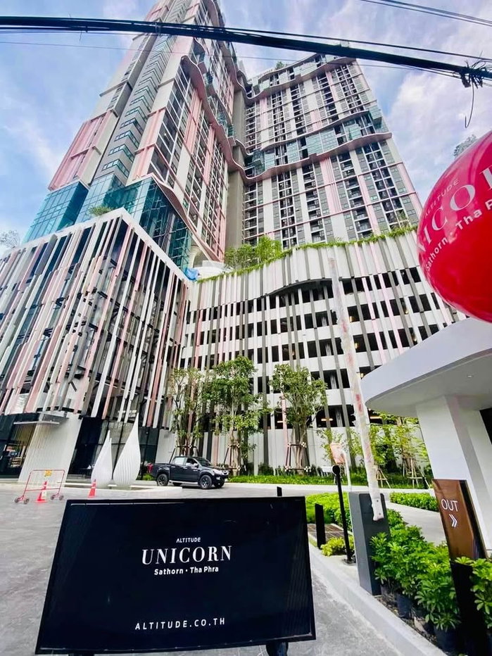 รูป 🔥 ถูกสุดในโครงการ ด่วนก่อนหลุด ‼️ ให้เช่า Altitude Unicorn Sathorn–Tha Phra คอนโดทำเลดี ใกล้ BTS ตลาดพลู ห้องสวย เฟอร์ครบ เครื่องใช้ไฟฟ้าครบ - รูปที่ 1/10