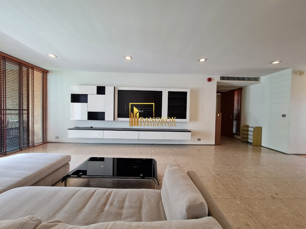 picture Ficus Lane | Impressive 3 Bedroom Condo in Phra Khanong - BR15945CD - 3/36