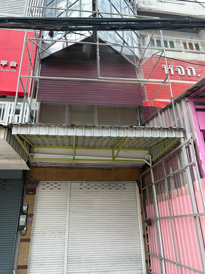 รูป ขายด่วน ขายถูก อาคารพาณิชย์ 4 ชั้น 1 คูหา ทำเลดี เดินทางสะดวก ติดถนนมหิดล ป่าแดด ใกล้สนามบิน เซนทรัลแอร์พอร์ต-SW003582 - รูปที่ 2/14