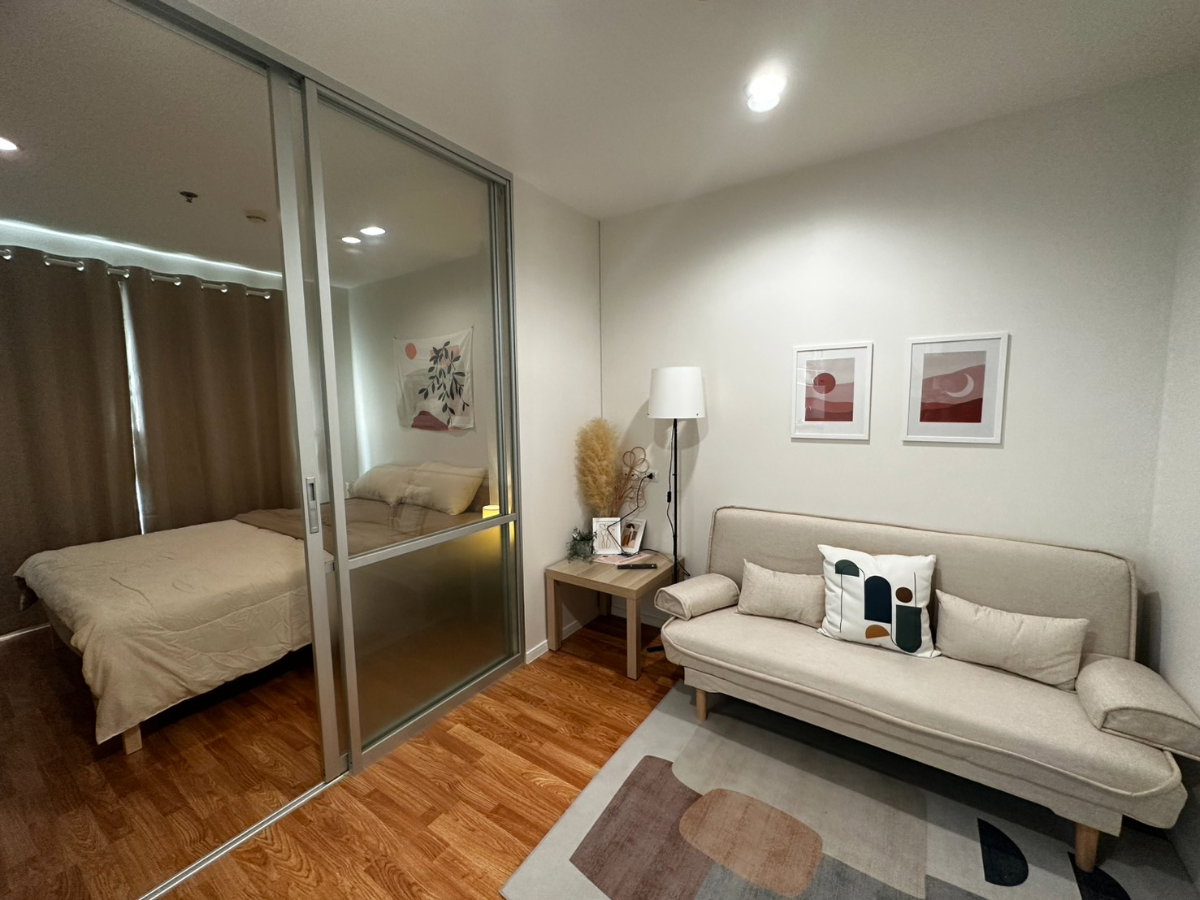 รูป ลุมพินี พาร์ค นวมินทร์-ศรีบูรพา / ตึก B2 ห้องใหญ่ 27 ตร.ม. / **ค่าเช่า 7,500 มีเครื่องซักผ้า   - รูปที่ 3/6